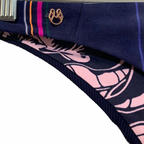 Maaji Margarita Flirt Floral Reversible Mid Rise‎ Bikini Bottom Medium - Picture 3 of 10